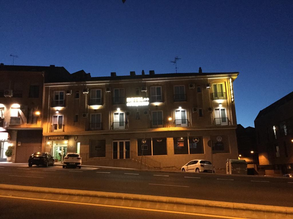 טולדו Hotel Godofredo מראה חיצוני תמונה